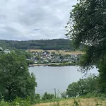شقة Am Rursee سيمراث